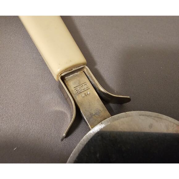 Vintage Ekco Pizza Cutter/Wheel/Slice Ivory Handle Stainless Steel USA - 8" (in) - Picture 4 of 7